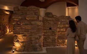 Albinas Hotel Old City